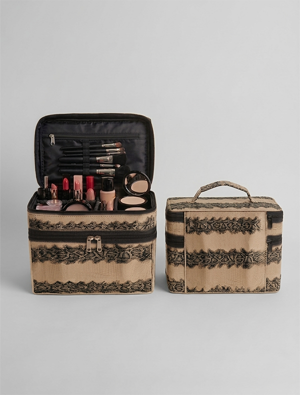 حقيبة مستحضرات - تصميم رويال